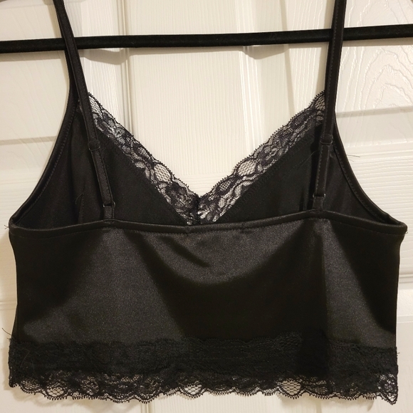 BNWOT silk feel lace top - Picture 5 of 6
